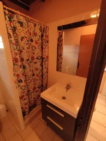 Gîte Lucie with SPA Jacuzzi Sauna Fishing pond - Image 4