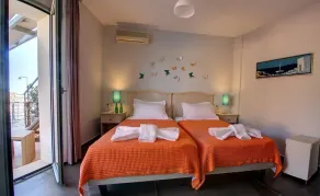 Remarkable Kefalonia Villa | Villa Yu Kanda | 3 Bedrooms | Seafront - Image 5