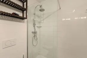 Lean & Santi Apartments - Image 4