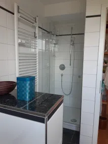 Appartamento 'Ruhe Über Den Dächern Hannovers' con terrazza privata, balcone e Wi-Fi - Image 4