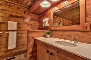 # 1 CHOIX DES SKIEURS! ÉTAPES POUR LE TÉLÉVISEUR! HOT TUB PRIVÉ, WIFI, VUES, COUCHAGES 6 - Image 4
