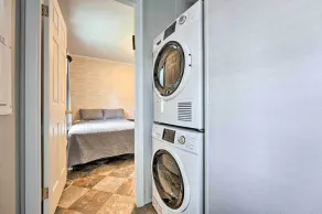 Pet-Friendly Cassoplis Cabin, Close to Parks! - Image 2
