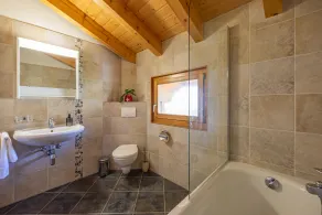 Chalet La Vue, pet friendly 10 pers, amazing view - Image 3