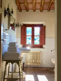 Récemment rénové. Maison toscane typique. Jardin privé.  Belle vue sur Lucques! - Image 3