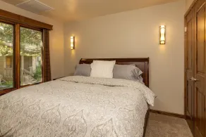 Sun Valley Condo on the Green with Dollar Views - Image 5