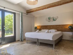 Mazet de Paul & Raymonde, 7 bedrooms, 4 bathrooms, shared pool - Vallée des Baux - Image 2