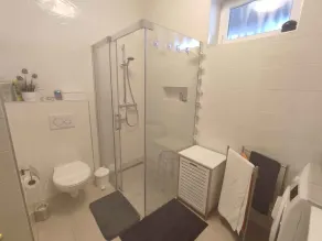Holiday home with wifi and air conditioning - Image 3
