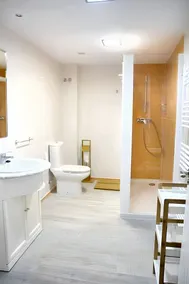 Homerez - Rymligt hus med trädgård i Abejar - Image 3
