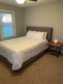 Newly Remodeled Beautiful Home With Perfect Location for Travelers! - Image 4