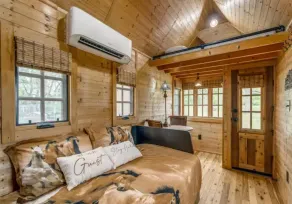 Redbud Falls Ranch | Peaceful Horse Ranch Retreat & Private Horse Experiences - Image 3