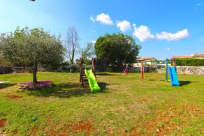 Villa 1912/23499 (Istria - Tinjan), 19500m from the beach - Image 3