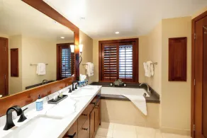 Ko Olina Luxurious Ocean view 2 Bedroom 2 Bath Beach Villa - Image 3