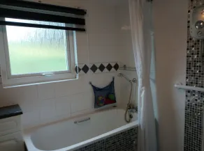 Chalet, Sea Views - Image 2