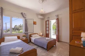 Villa Agathi by Villa Plus - Image 5
