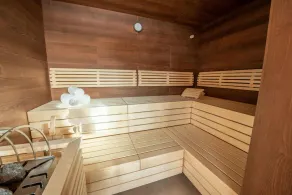 Modern apartment with mountain view, sauna, and close to the sauna - Image 4