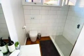 Sunny Central Stay, Entire Unit - Image 5