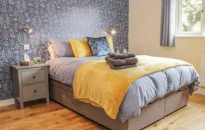 A quiet Modern Bungalow with magnificent views of the Wenlock Edge - Image 4