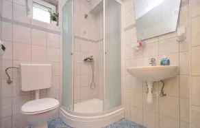 Beautiful apartment in Mimice with WiFi - Image 2