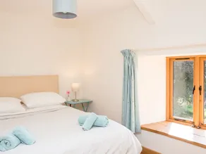 SALTERS, pet friendly, character holiday cottage in Crediton - Image 3