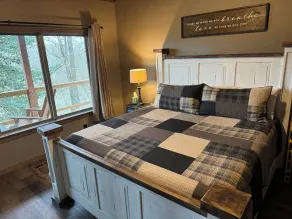 Relax and Unwind on the Caddo River in Beautiful Arkansas! Book now! - Image 3