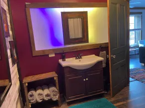 Art Studio: 1 chambre / 1 salle de bain dans l'historique Carriage House - Image 3