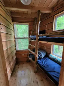 One of a kind Treehouse on the Genesee River - Image 2