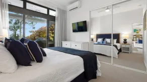 1 Craiglea Lodge Prime Location Right at the Beach Views Pool - Image 3