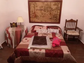 Casa rural, tipo chalet, con todas las comodidades, capacidad para 10 personas. - Image 4