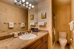 Westwind 404 3BD 3BA Platinum Condo in Lionshead Village - Image 4