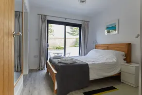 Trevone, Padstow-Modern Apartment minutes from sandy beach and SW coast path - Image 5
