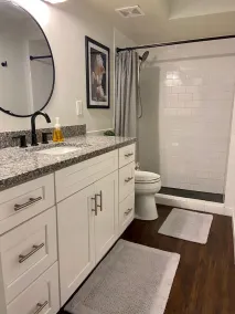 Centrally located!  6 miles to Siesta and St. Armands. 2 miles to downtown. - Image 3