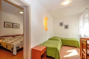 Holiday apartment with barbecue - Image 5