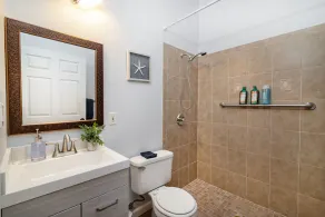 Spacious House in Lincoln (everything is new!) - Image 4