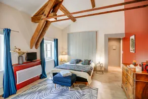 Chambre de d'hôtes des platanes Provence Occitane - Image 1