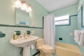 Diamond Surf, AMI North End, privater beheizter Salzwasserpool - Image 3