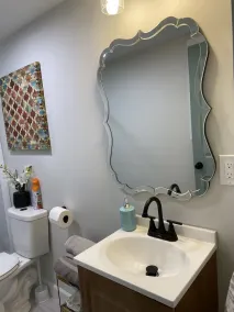 Stunning beautiful and gorgeous Townhome 15 mins to Downtown Boston! - Image 3