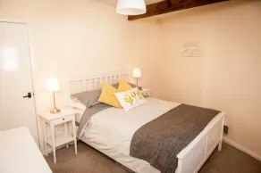 Contemporary cottage in lovely Devon village. - Image 5