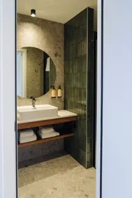 Door9 Hasselt - Digital Hotel & Restaurant - Image 4