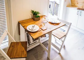 1 bedroom accommodation in Sewardstone - Image 3