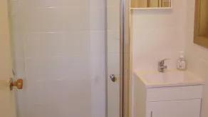 Dare Grove Holiday Unit - Image 2