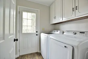 5BR, 3BA Spacious N. Columbus Villa w/Hot Tub, BBQ, Play Area, 13 mi. to Benning - Image 5