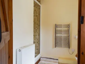 3 værelses bolig i Ambrosden - Image 2