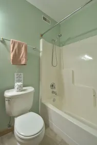 Woodland Lodging - Image 5