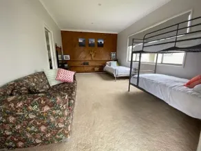 The Little Slice of South Coast Heaven House - Image 2