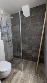 house with enclosed garden, very complete equipment - Image 4