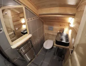 Superbe chalet au centre de Briançon - accessible à pied des remontées mécaniques Serre Chevalier 1200 - Image 3