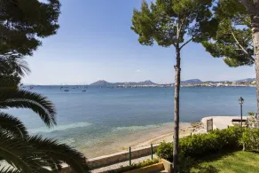 Beautiful apartment on the seafront - Image 5