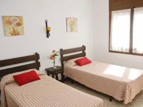 APCOSTAS Villa Piscis / Three Bedrooms - Image 4