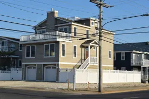 Oceanside open concept home, roof deck with ocean and sunset bay views, firepit! - Image 4