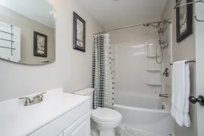 ⭐️Newly Renovated Perfect 4 Business and Leisure $5 Express to Steeler Game - Image 2